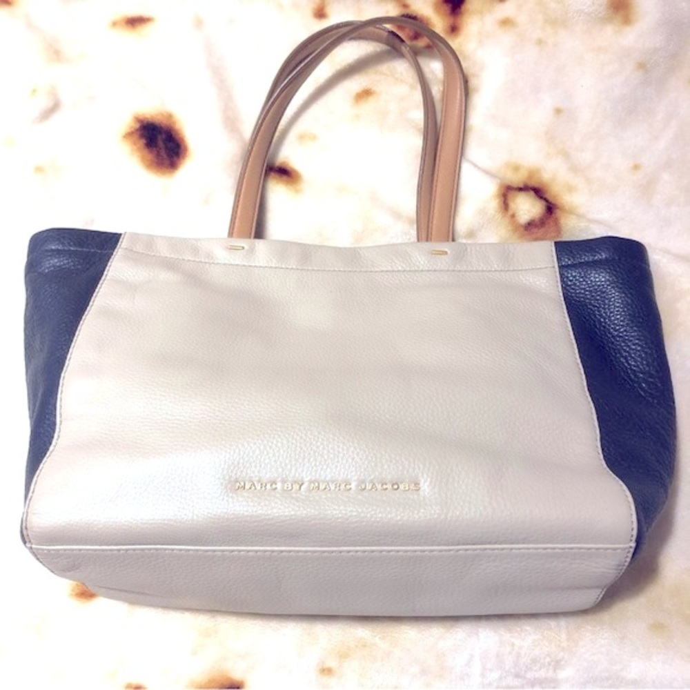 Marc by Marc Jacobs 👜 Large Leather Tote
